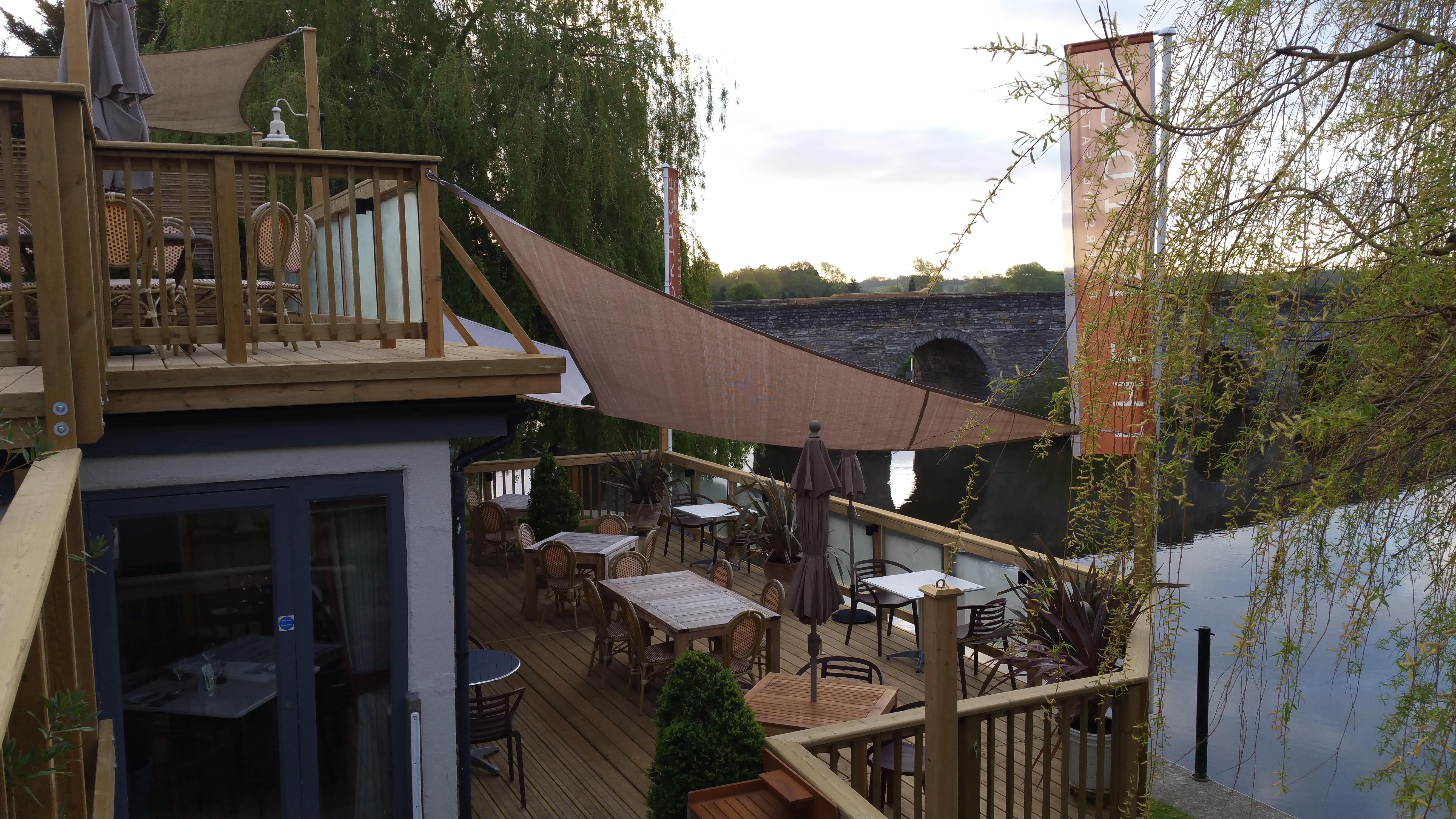 Timber Decking | Commercial Decking Midlands