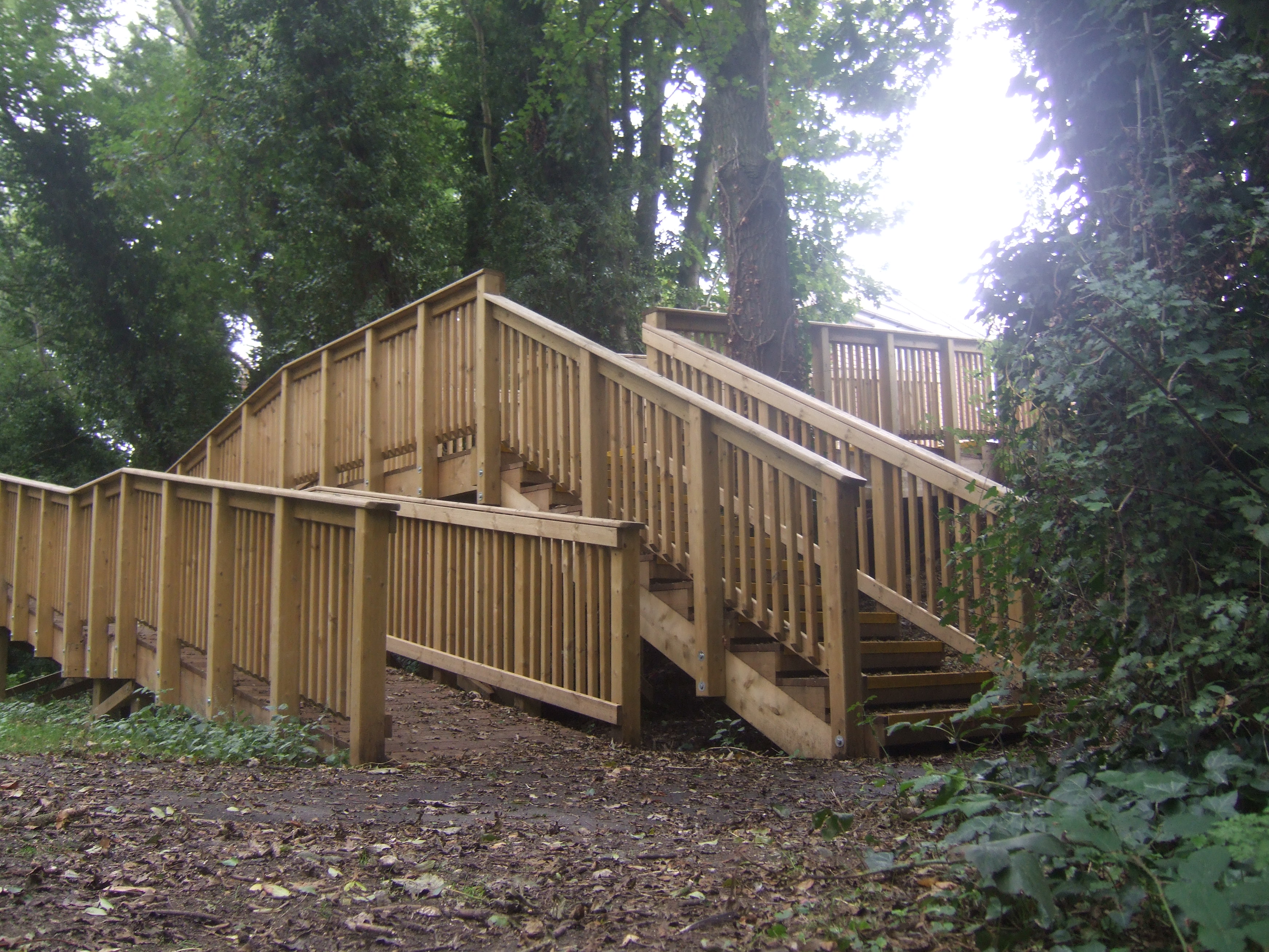 Wood Decking | Deck Experts 2