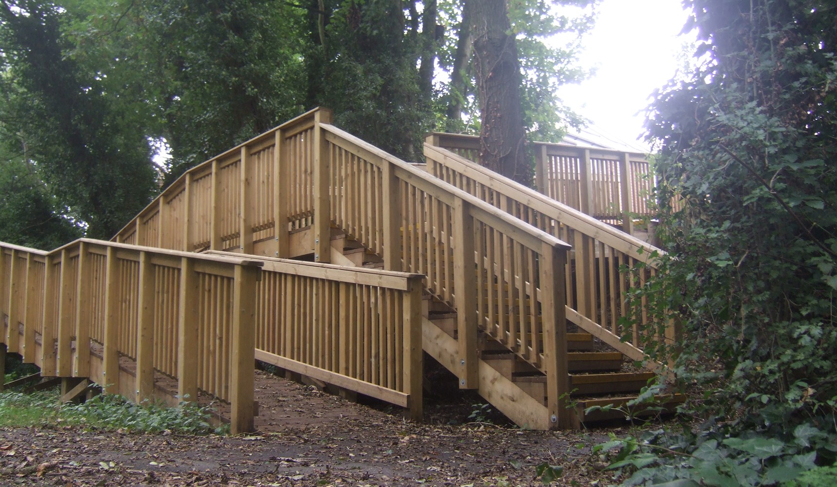 Wood Decking | Deck Experts 2
